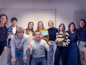 foto van samenwerking tussen de studenten van communicatiemanagement aan howest in kortrijk en het belgisch bedrijf foodbag